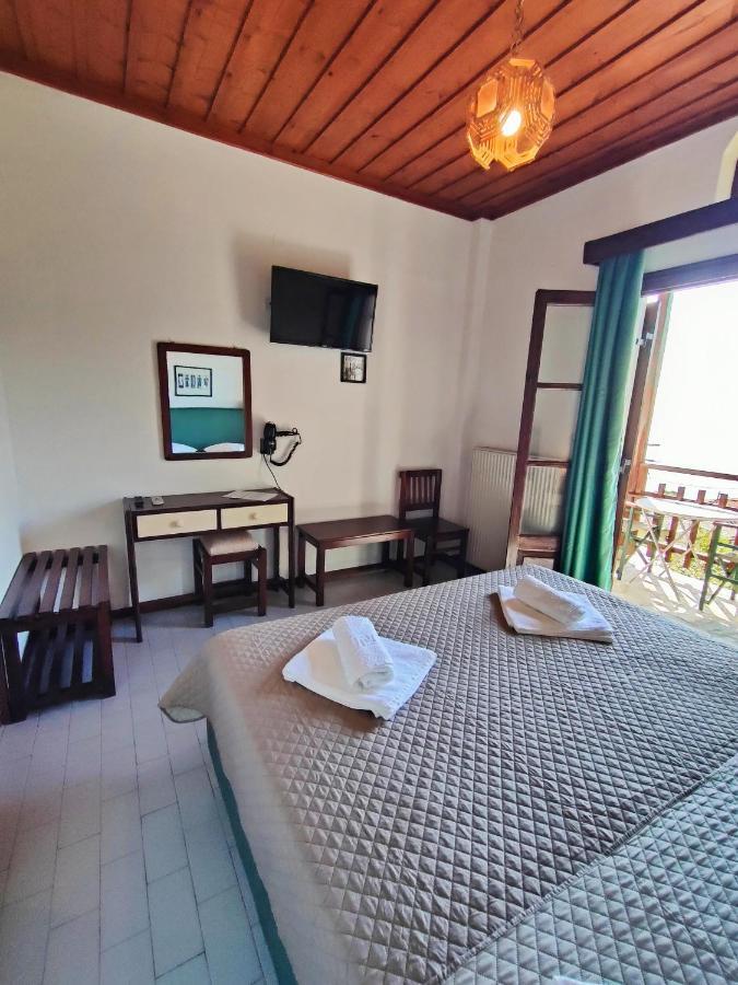 Áyios Dhimítrios Hotel Vrionis מראה חיצוני תמונה