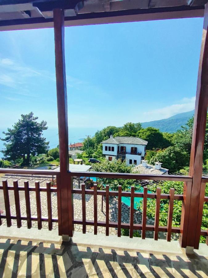 Áyios Dhimítrios Hotel Vrionis מראה חיצוני תמונה