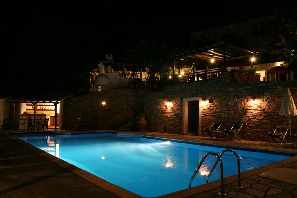 Áyios Dhimítrios Hotel Vrionis מראה חיצוני תמונה