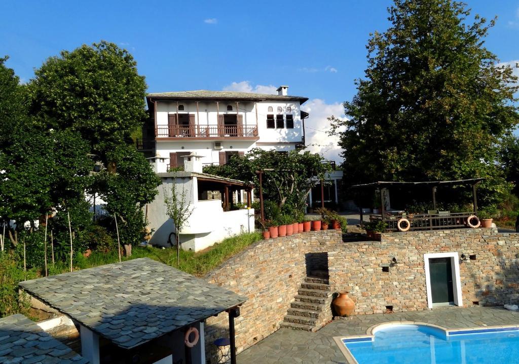 Áyios Dhimítrios Hotel Vrionis מראה חיצוני תמונה