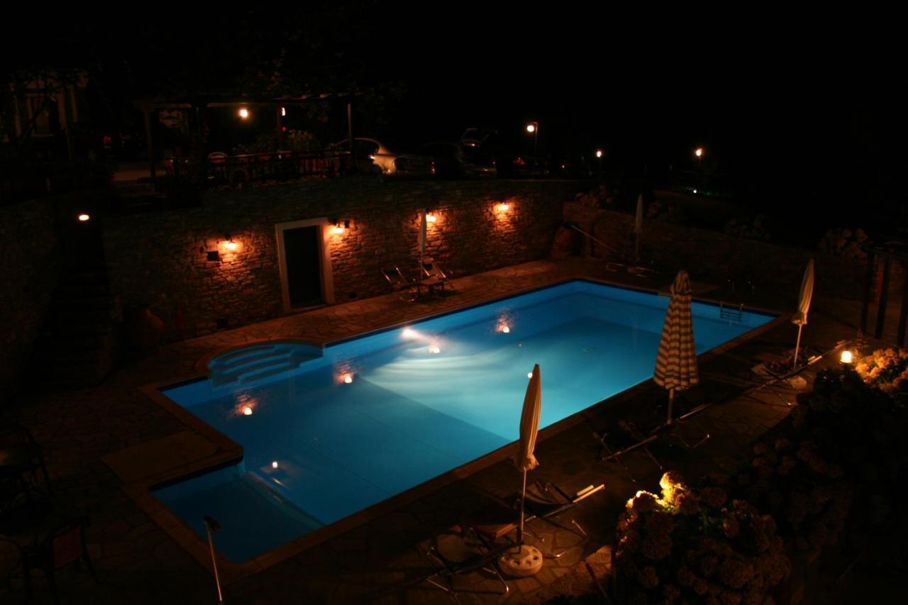Áyios Dhimítrios Hotel Vrionis מראה חיצוני תמונה