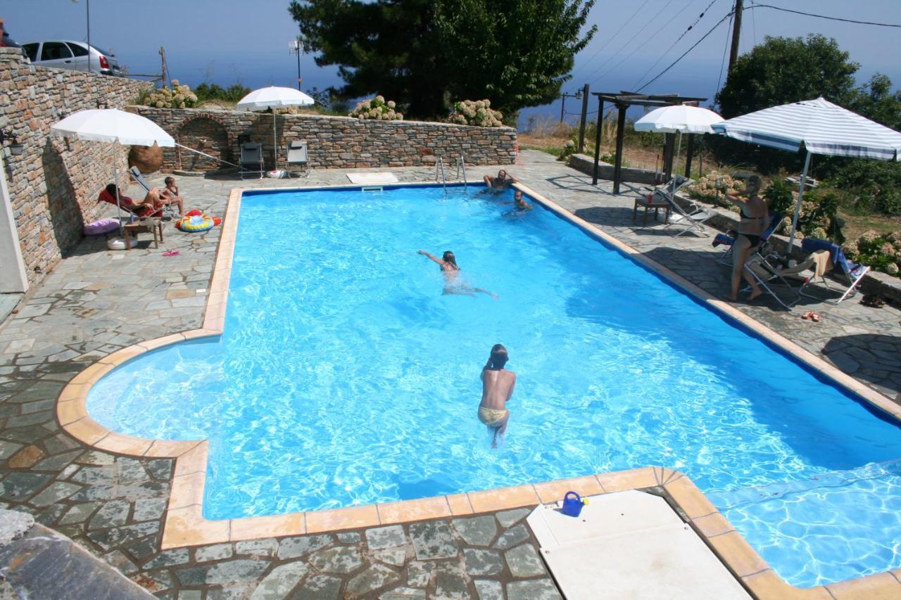 Áyios Dhimítrios Hotel Vrionis מראה חיצוני תמונה