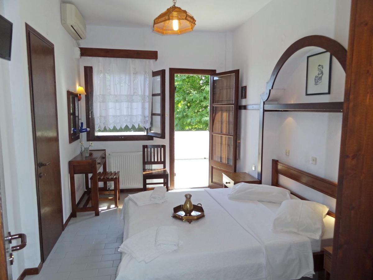 Áyios Dhimítrios Hotel Vrionis מראה חיצוני תמונה