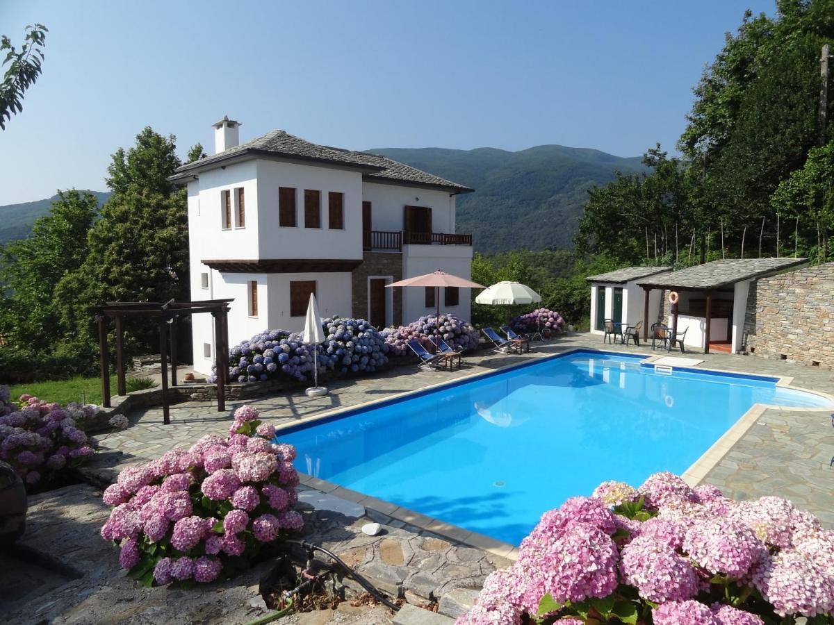 Áyios Dhimítrios Hotel Vrionis מראה חיצוני תמונה