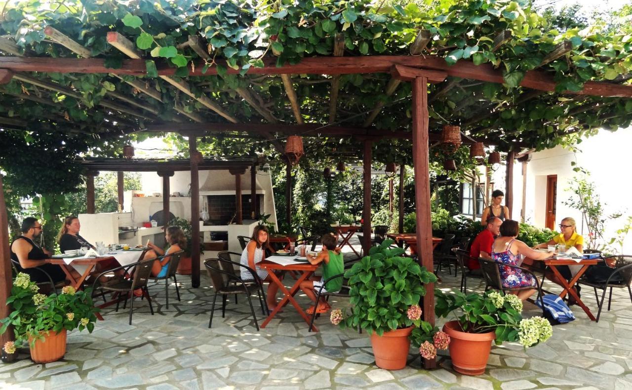 Áyios Dhimítrios Hotel Vrionis מראה חיצוני תמונה