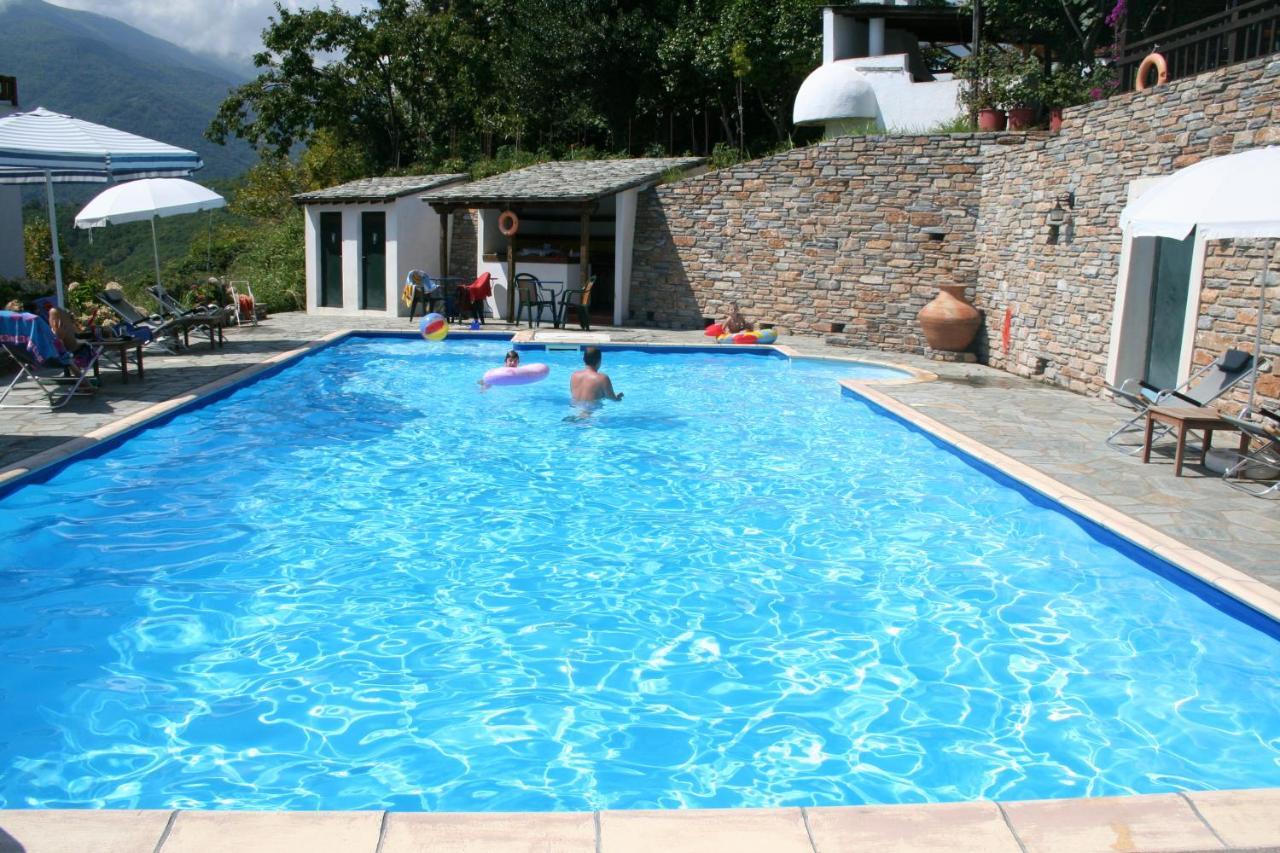 Áyios Dhimítrios Hotel Vrionis מראה חיצוני תמונה